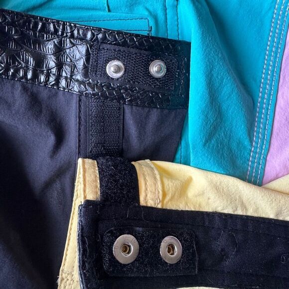 Volcom Board Shorts Black Yellow Pink Liberators V-ENT Surfing Beach SZ 28 #2502 - Picture 9 of 11